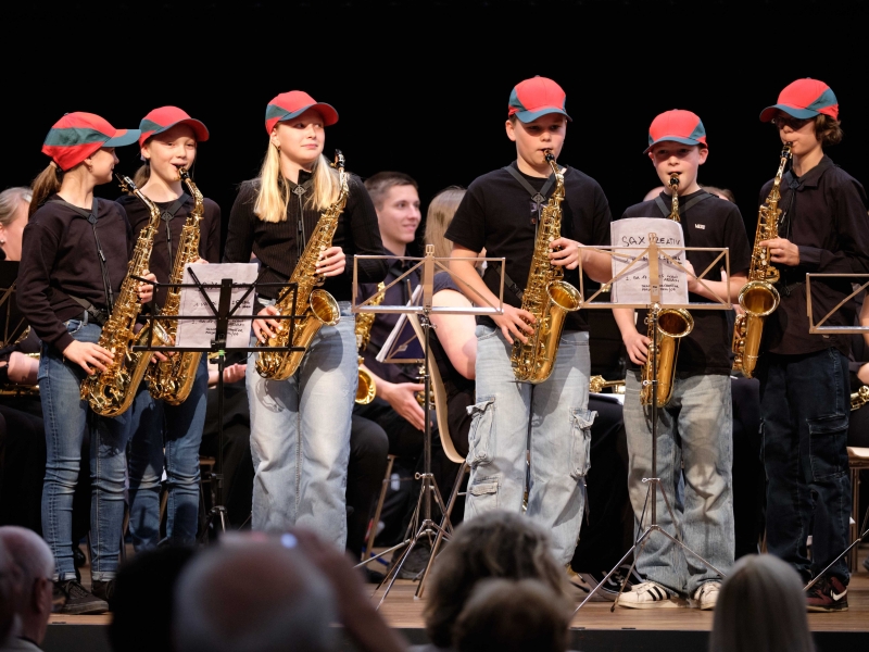 Youngsax_Ausschnitt_Spielen.jpg