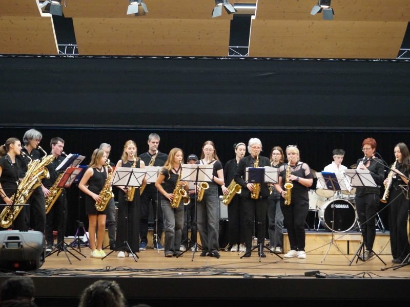 saxorchester.JPG