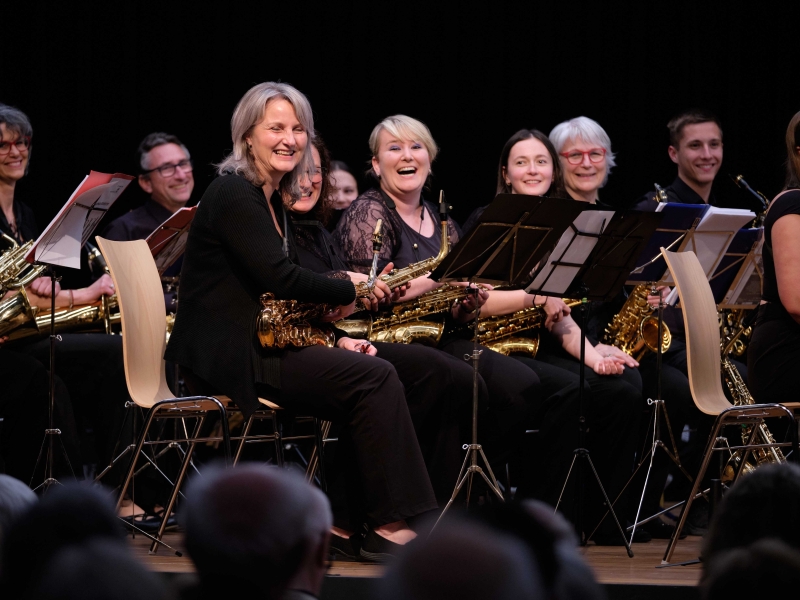 Orchester_Ausschnitt_lachen.jpg