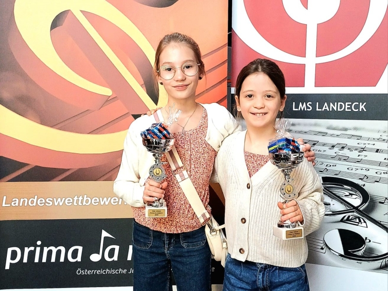Dos_Chicas_Hackl_Veronika_Nocker_Mia_Rabl_Hannah_17.3.2025.jpeg